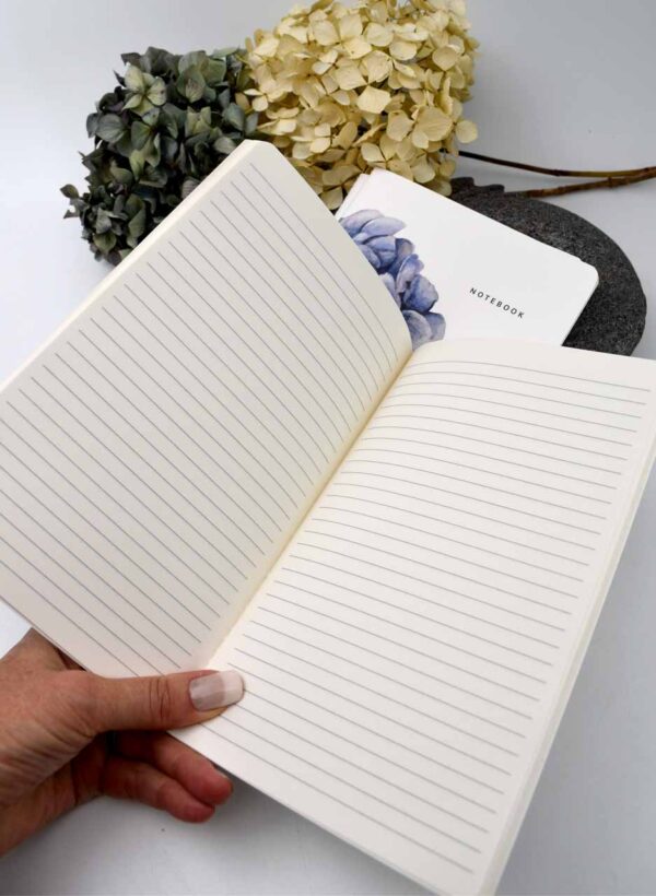 Hydranges Notebook - Image 2
