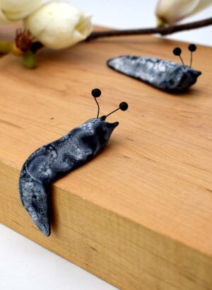 White Bubble Shelf Slug - Lava Ceramics