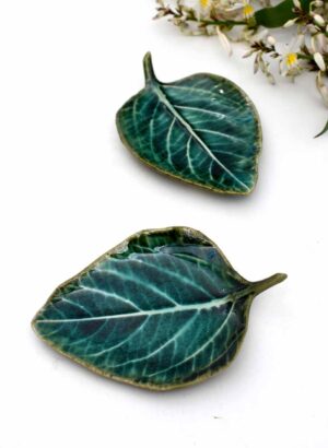 Tiny Leaf (Dark Green) - Muddy Fingers