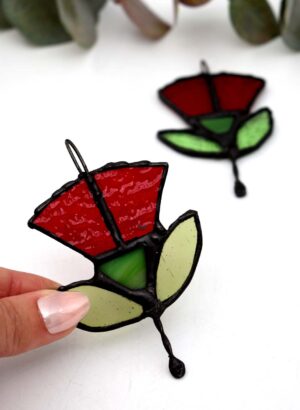 Pōhutukawa Flower - Hilary Jowle