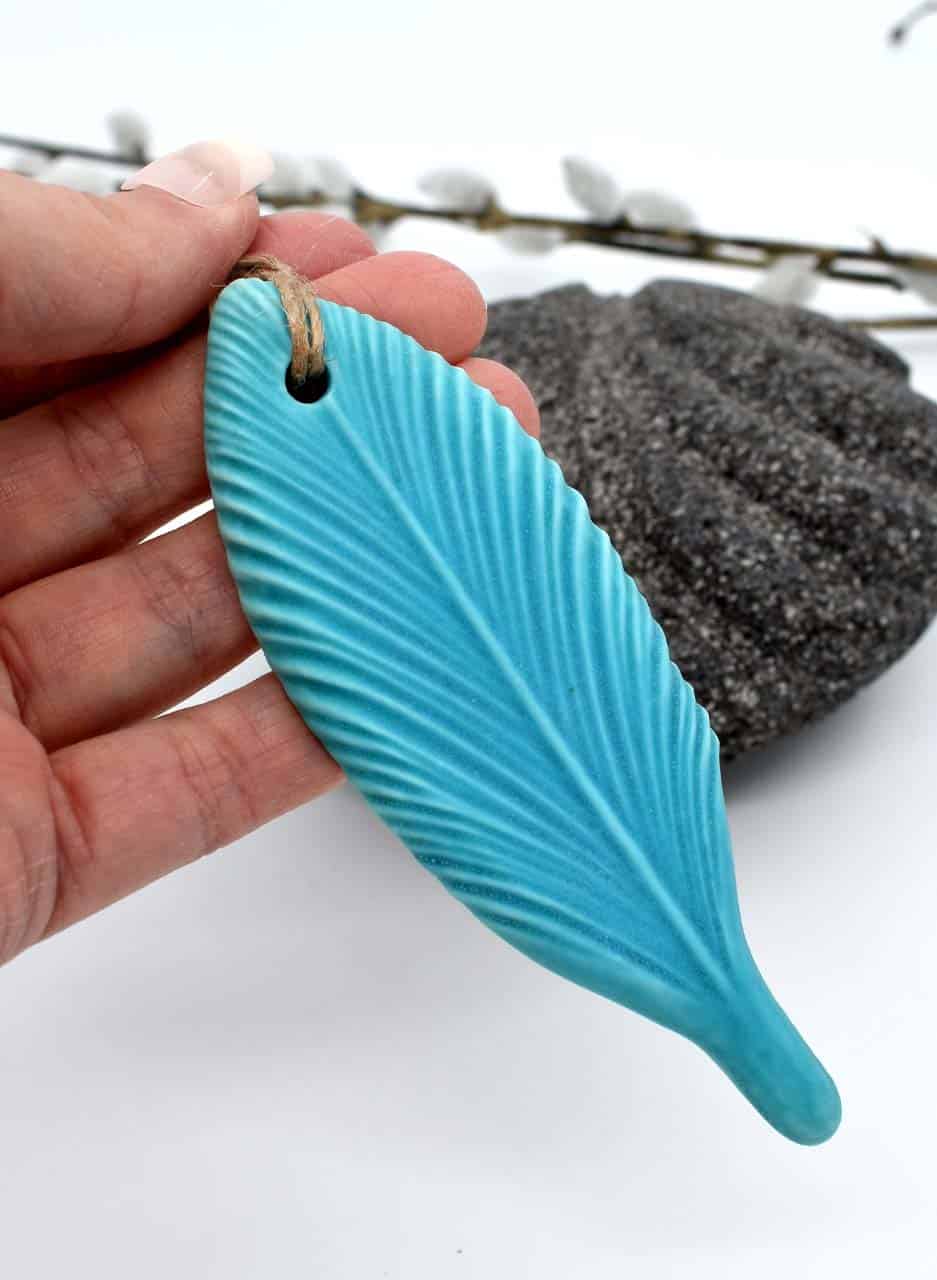 Kowhaiwhai Feather (Tiny) - Michelle Bow - Image 2