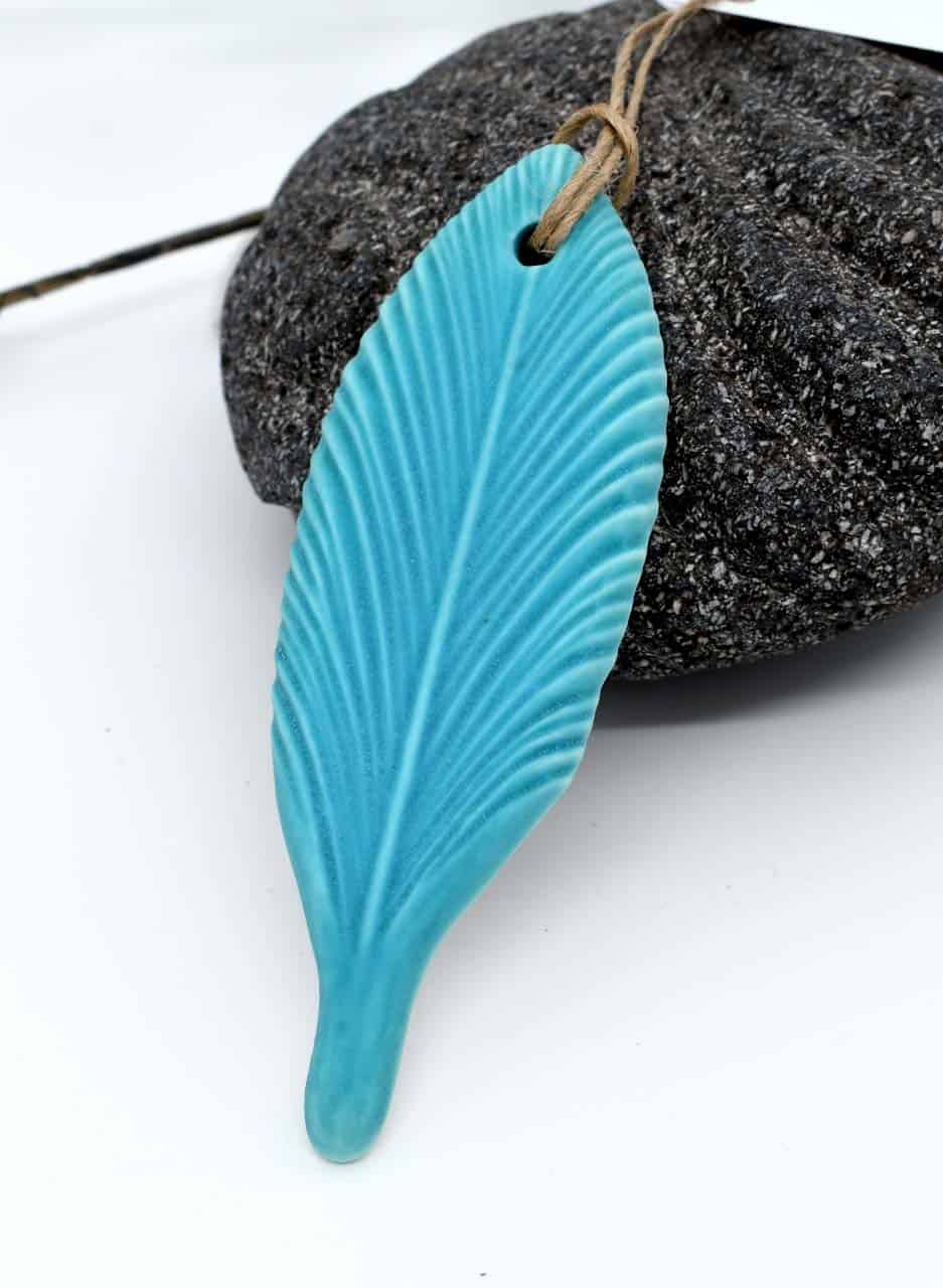 Kowhaiwhai Feather (Tiny) - Michelle Bow - Image 3