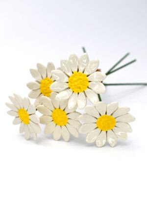 Daisy - Michelle Bow