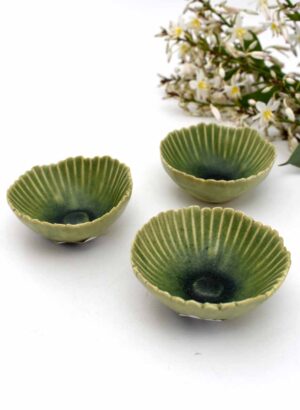 Gerbera bowl (Olive Green) – Muddy Fingers