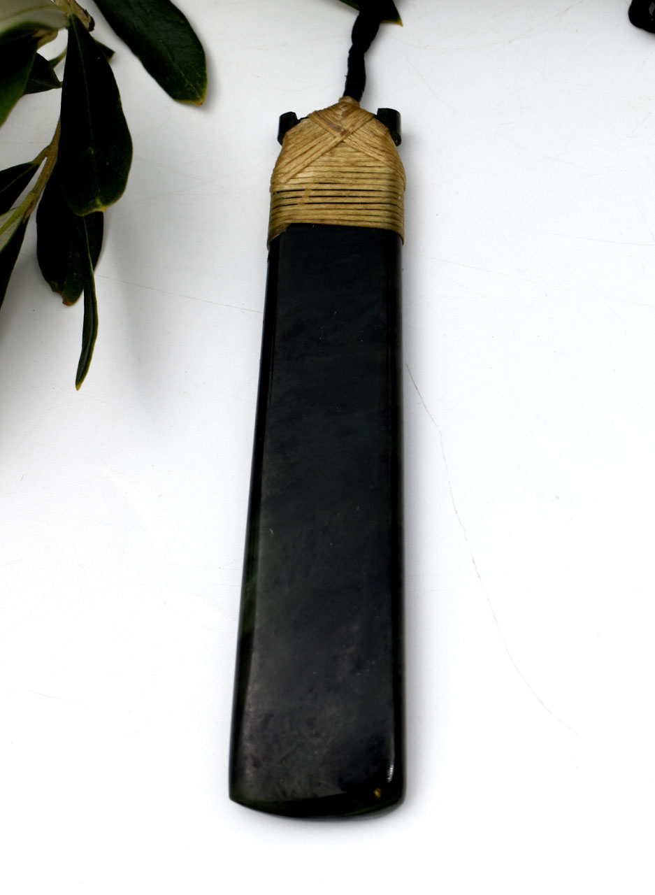 Toki Hapopo West Coast Pounamu - by Simon Burton - Image 2