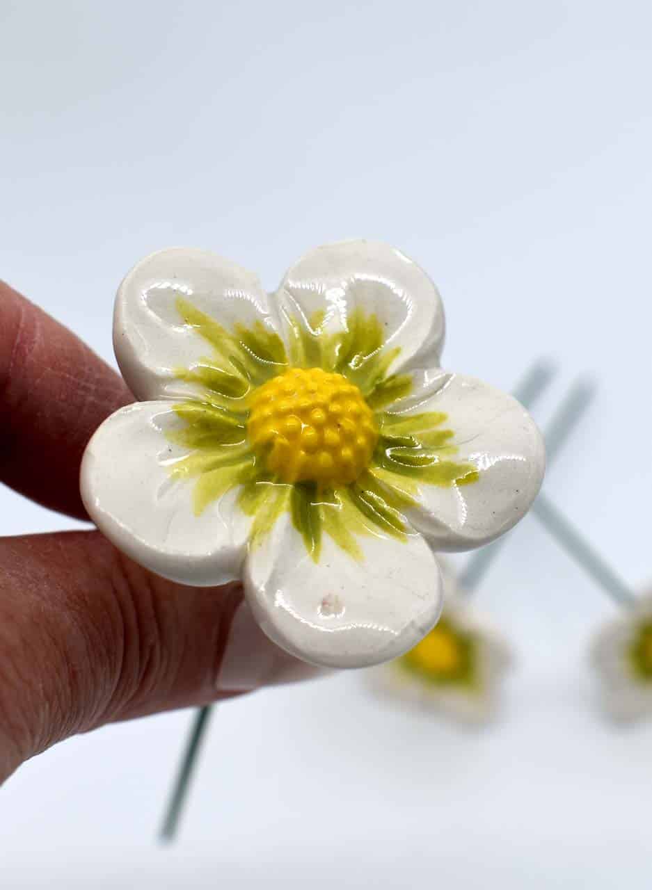 White Zinnia - Michelle Bow - Image 2