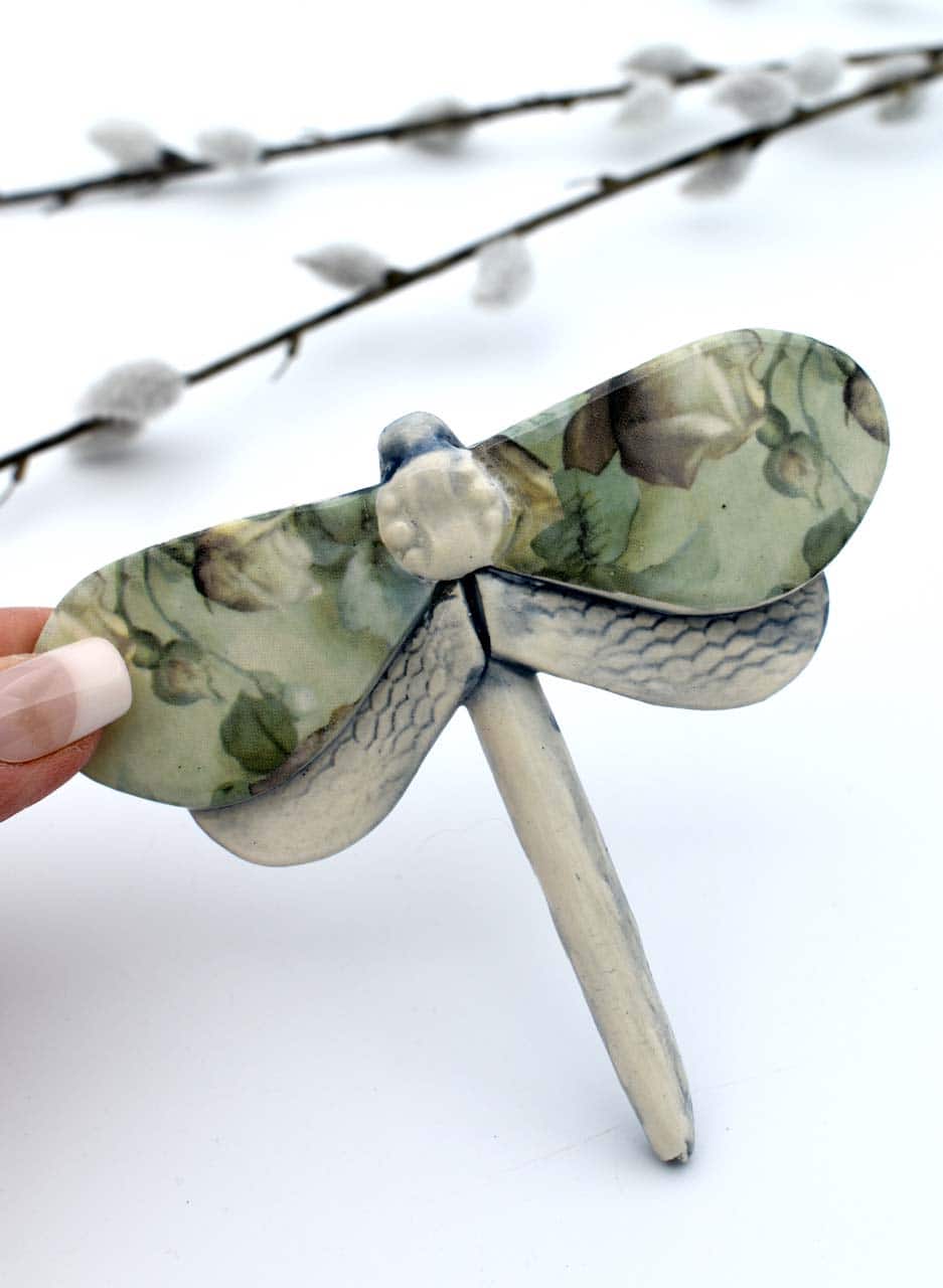 Dragonfly Vintage Soft Green Flowers - Kirsty Gardiner - Image 3
