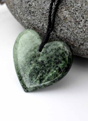 Large Pounamu Heart - Amber Dawn