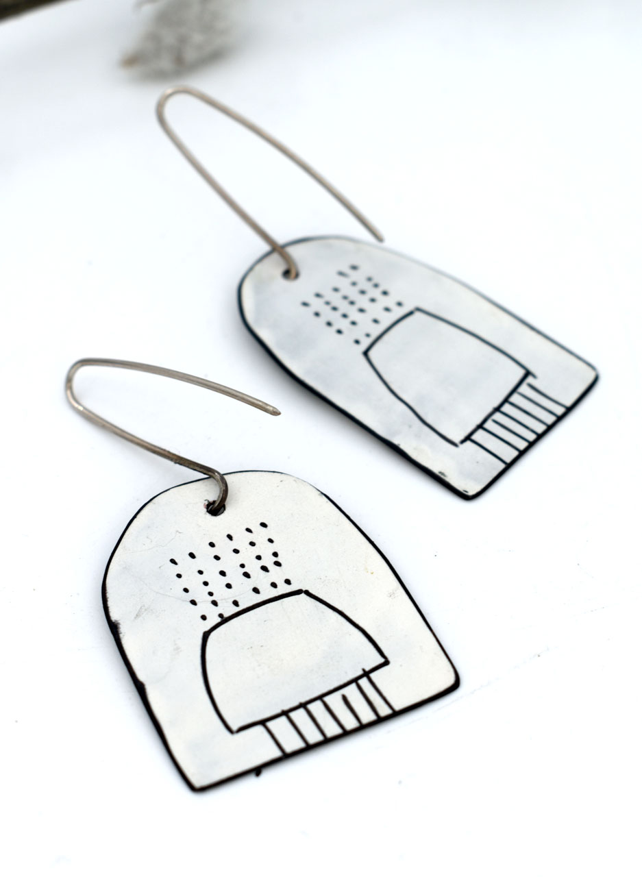 Khaki and Green Apron Earrings - Jane Frances Reilly - Image 5