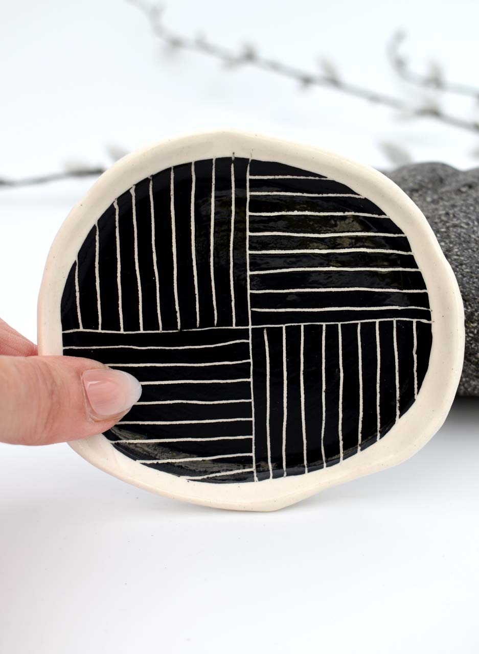 Black & White Plate (Small) - Mazza Made Ceramics - Image 4