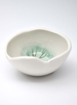 Leaf Ring Dish (Kawakawa) - Michelle Bow