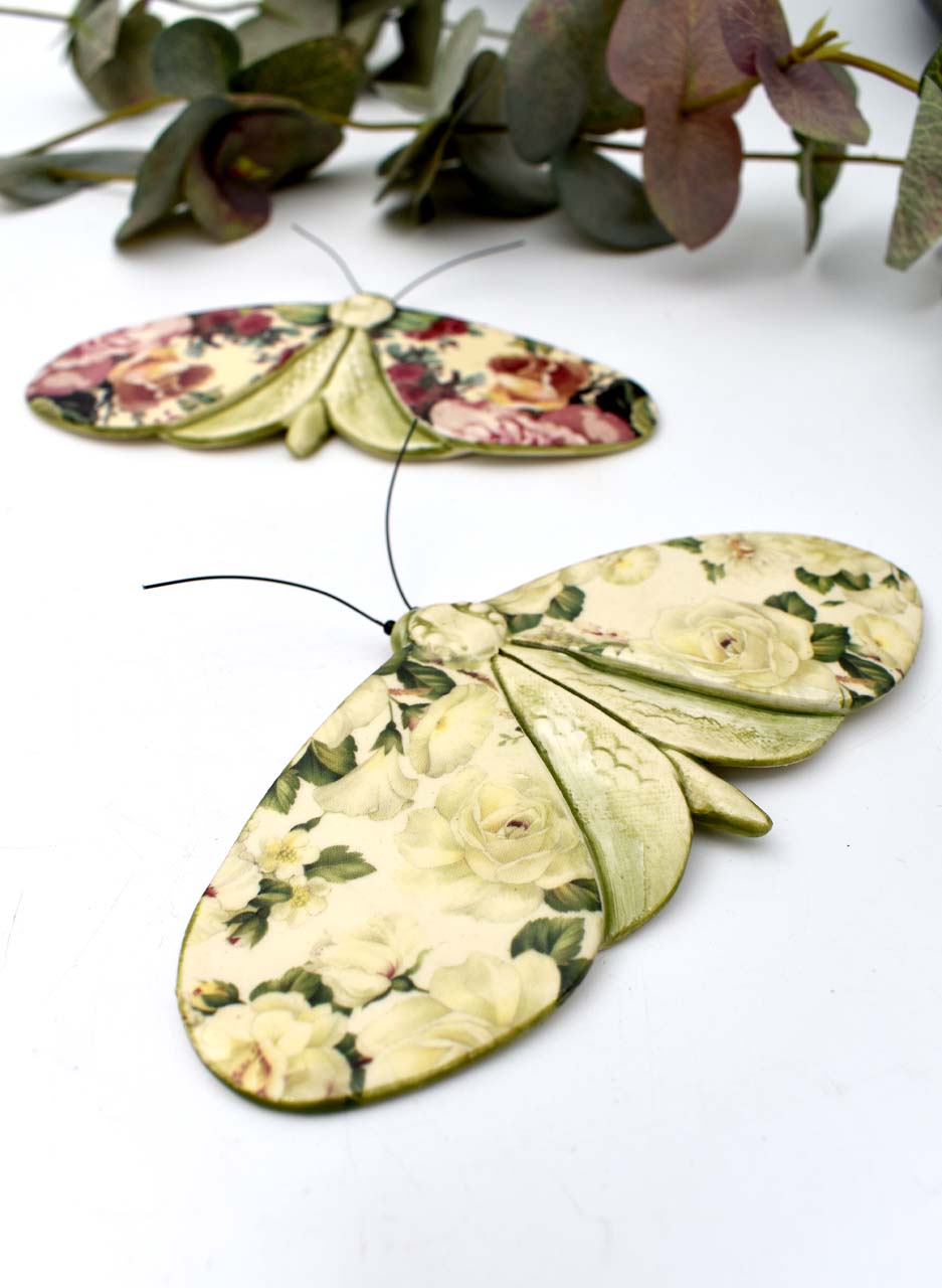Soft Green Flower Moth - Kirsty Gardiner