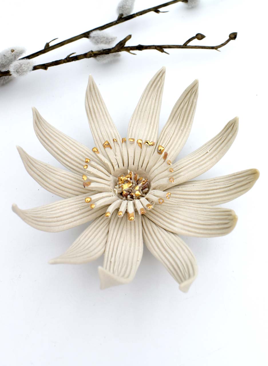 Flower with Gold Lustre - Muddy Fingers