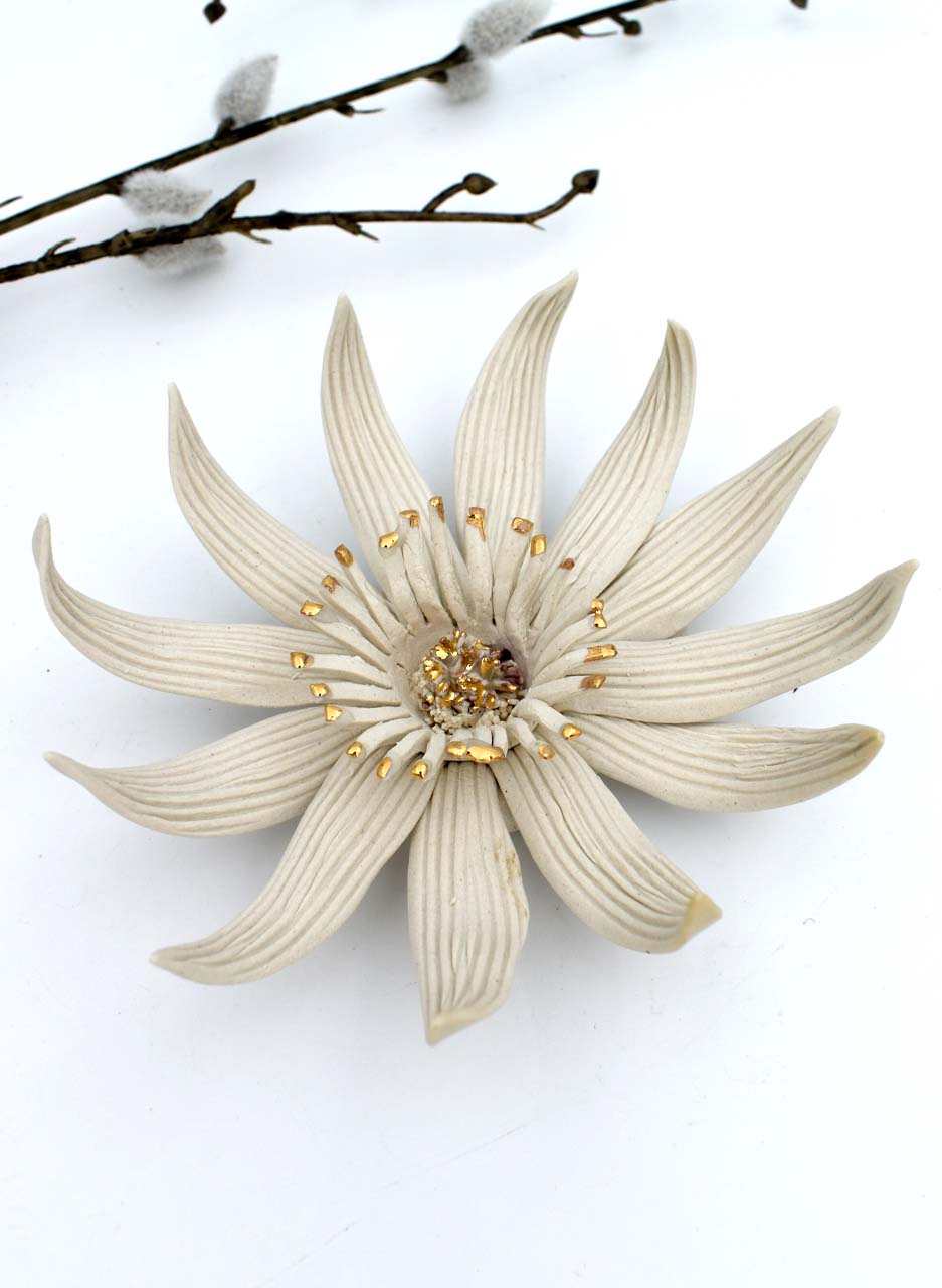 Flower with Gold Lustre - Muddy Fingers - Image 3