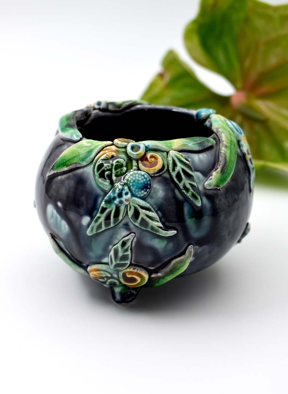 Ngahere Pot - Maria Brockhill